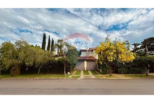 Venda-Casa-rua da felicidade , 257  - Recanto Azul , Botucatu , São Paulo , 18.603-070-630111087-6