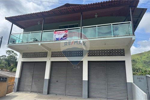 Venda-Casa-Estrada João Gilberto , 1650  - proximo ao DPO  - Amparo , Nova Friburgo , Rio de Janeiro , 28605611-630551061-79