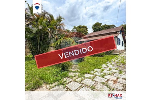 Venda-Casa-Rua Professor João Camargo , 210  - Proximo a Feirinha  - Araras , Teresópolis , Rio de Janeiro , 25958260-630191067-7