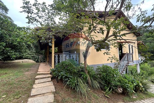 Venda-Casa-Rua Joao Baptista maillard , 73  - em frente a unimed de Nova friburgo  - Chácara Paraíso , Nova Friburgo , Rio de Janeiro , 28605-440-630551085-2