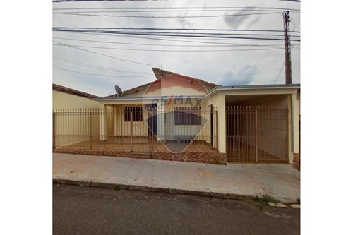 Venda-Casa-Rua Ângelo Milanezi , 32  - Vila Maria , Botucatu , São Paulo , 18611346-630111014-60