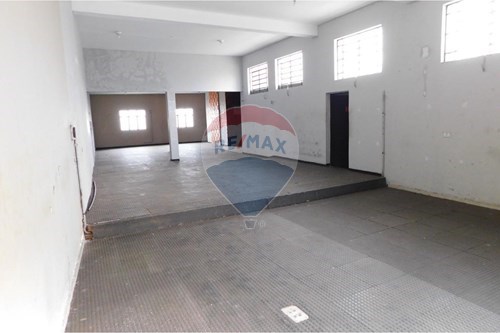 Venda-Ponto Comercial/ Loja-Centro , São Roque , São Paulo , 18130430-631601019-10