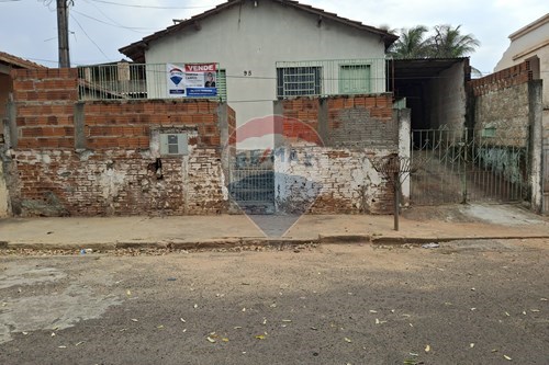 Venda-Casa-Rua Bandeirantes , 95  - Vila Irmãos Andrade , Lins , São Paulo , 16400727-630511002-84