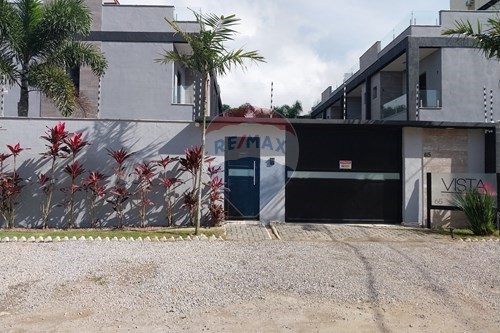 Venda-Casa de Condomínio-Rua Ennio Angelo Bertoncine , 65  - Praia do Massaguaçu  - Massaguaçu , Caraguatatuba , São Paulo , 11677-042-631571018-7
