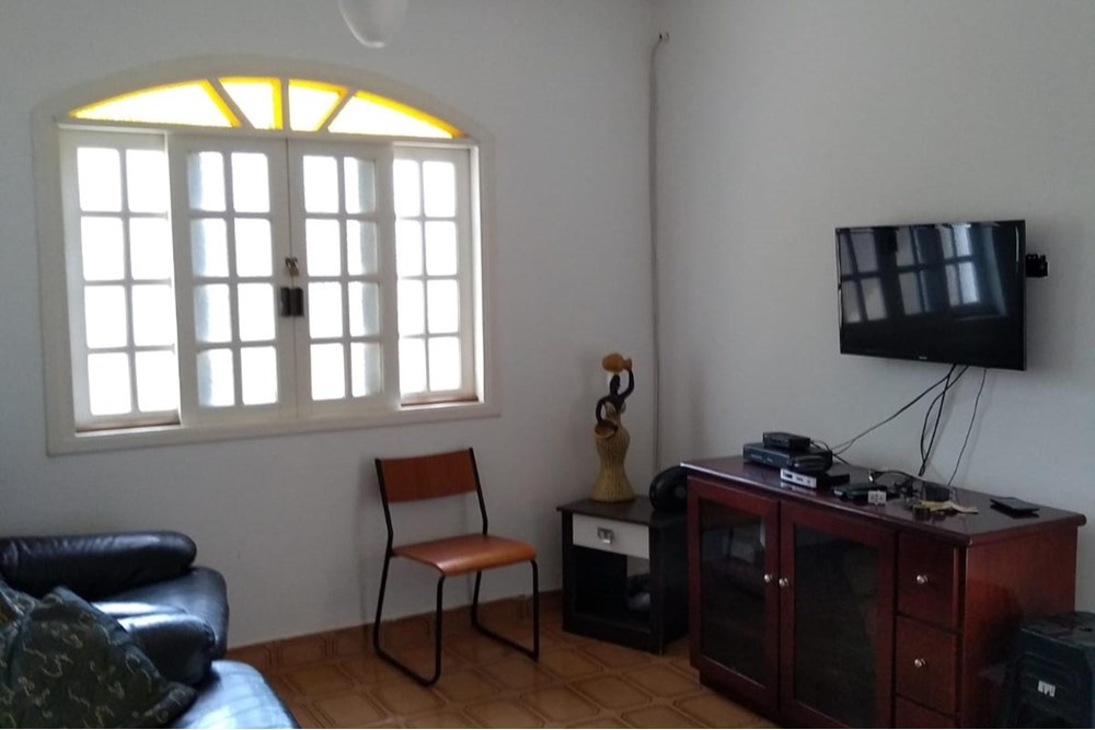 Chácara à venda com 3 quartos, 100m² - Foto 4