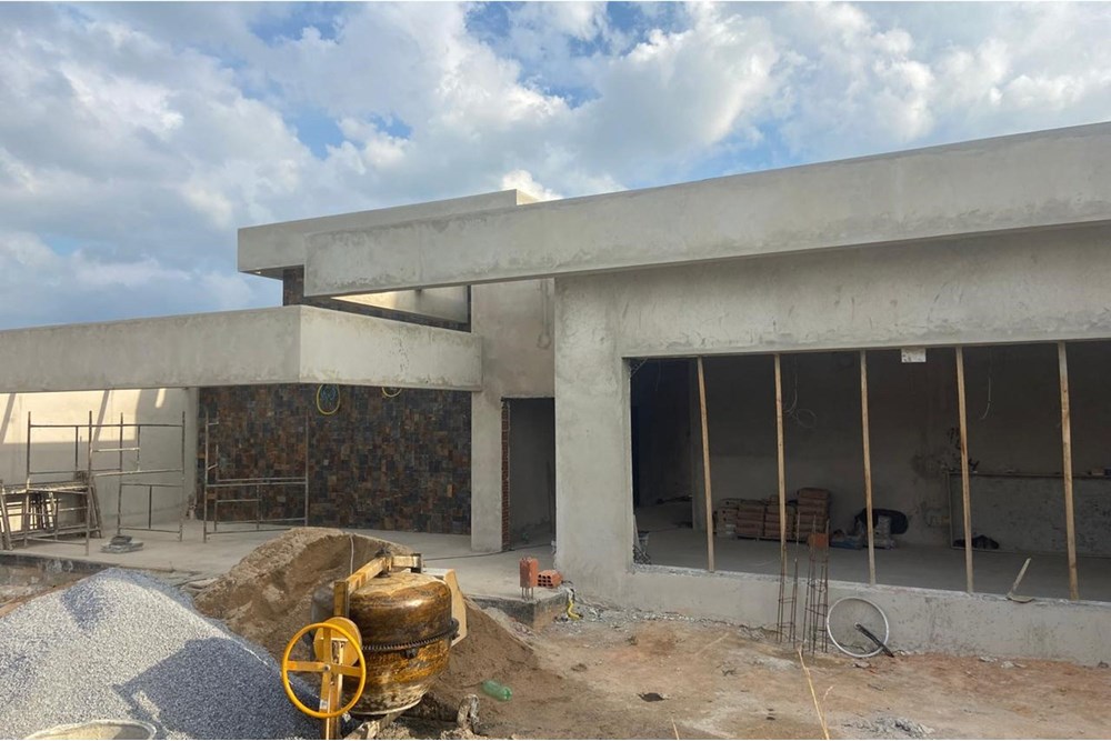 Casa à venda com 3 quartos, 252m² - Foto 4