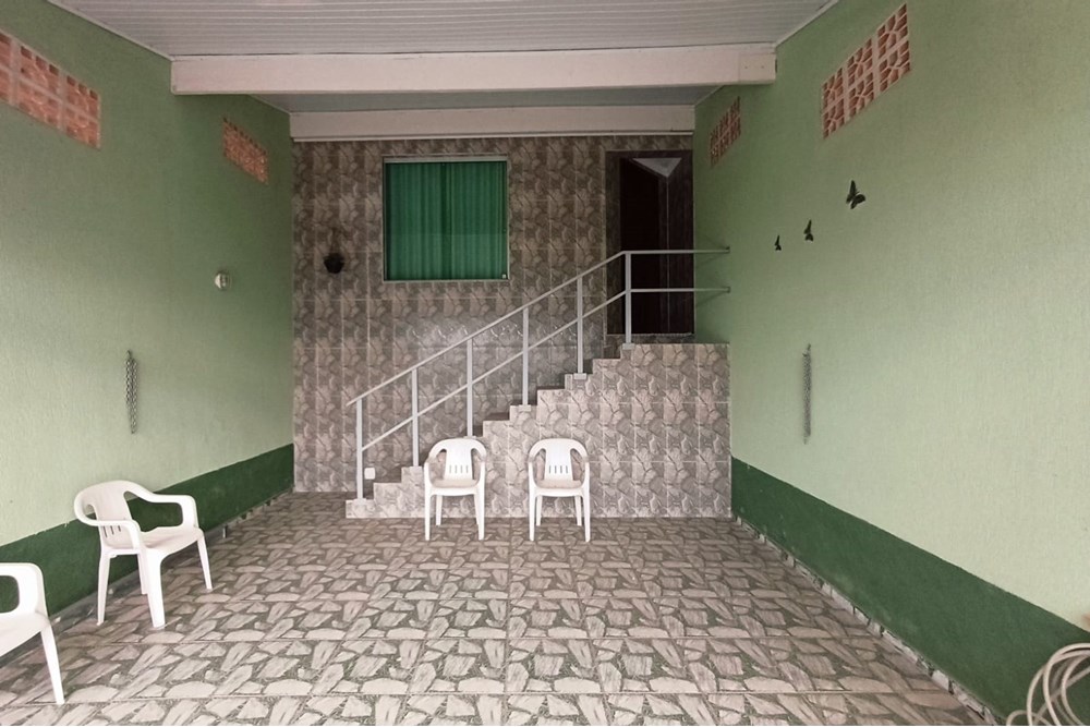 Casa à venda com 3 quartos, 125m² - Foto 1