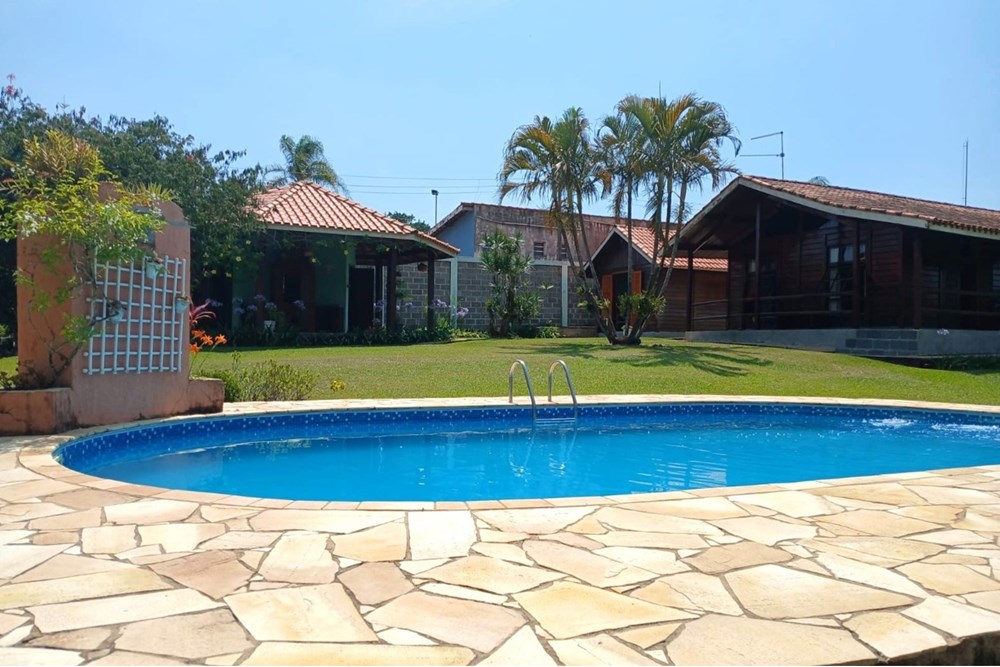 Chácara, 4 quartos, 4270 m² - Foto 1