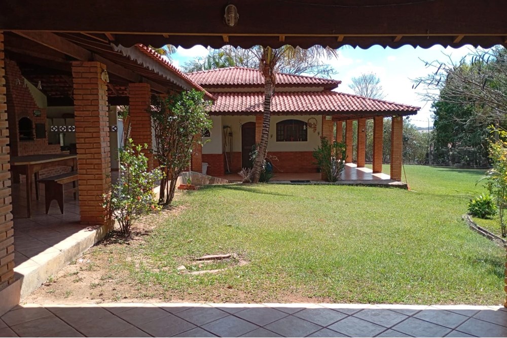 Chácara, 3 quartos, 2465 m² - Foto 11