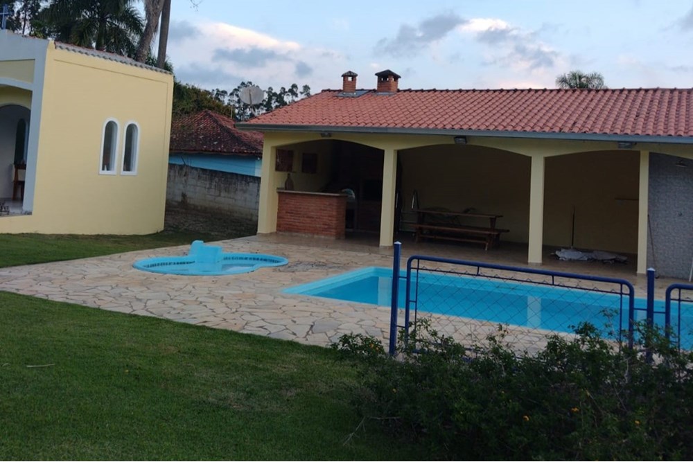 Chácara à venda com 3 quartos, 100m² - Foto 16