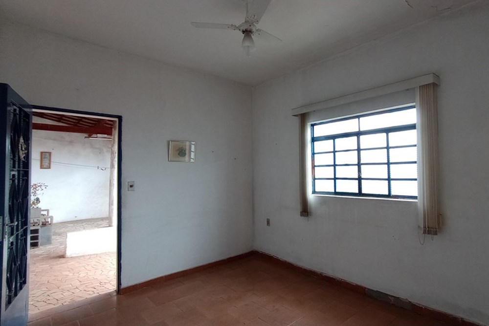 Casa à venda com 2 quartos, 83m² - Foto 10