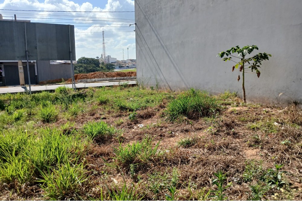 Loteamento e Condomínio, 341 m² - Foto 7