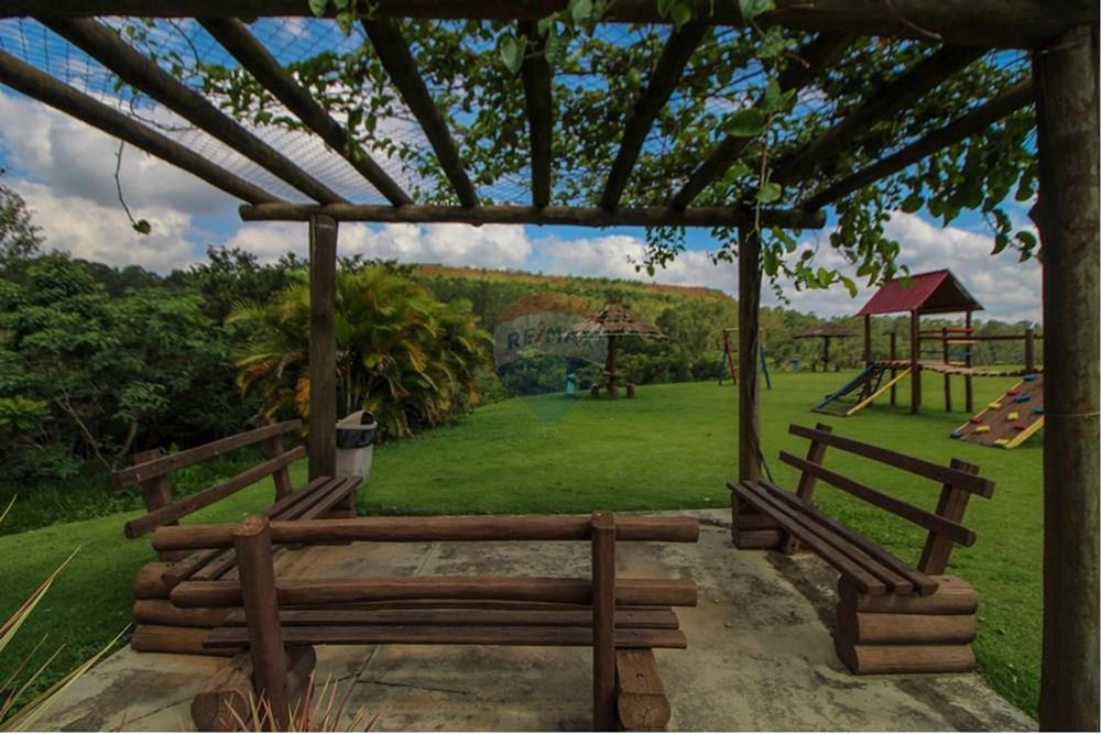 Casa à venda com 3 quartos, 252m² - Foto 20