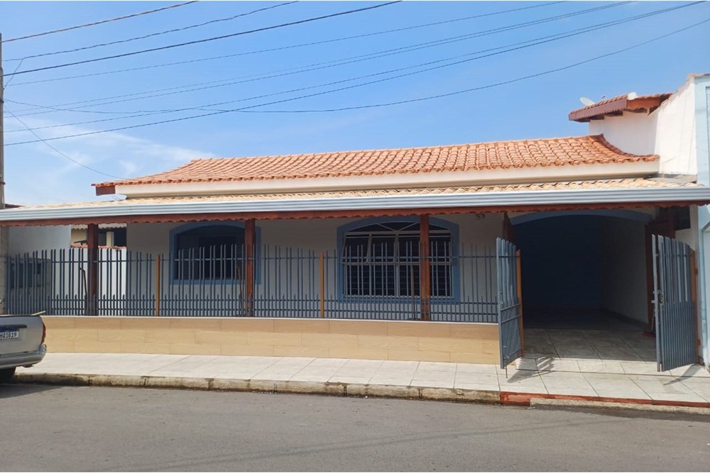 Casa, 3 quartos, 180 m² - Foto 2