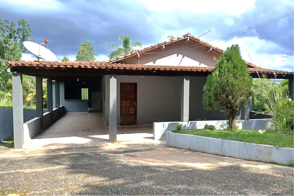 Chácara, 3 quartos, 1533 m² - Foto 1