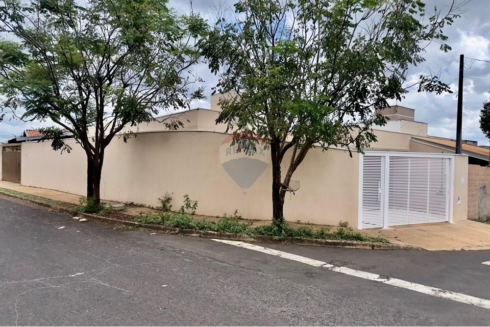 Casa  à venda, 61m² — foto 2 de 19