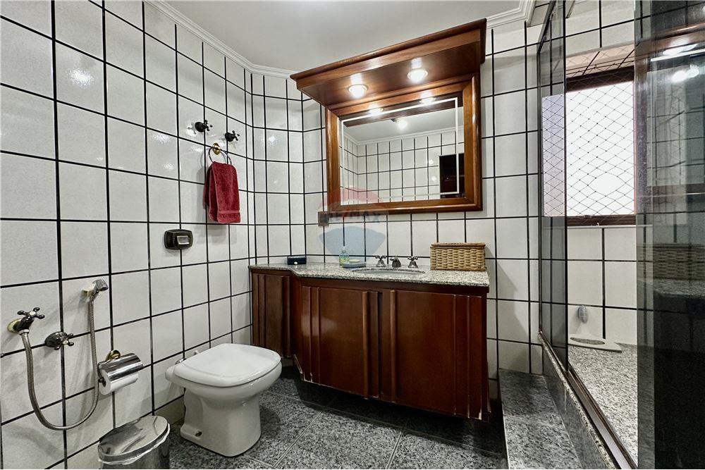 Apartamento com 3 quartos à venda, 134m² — foto 22 de 24