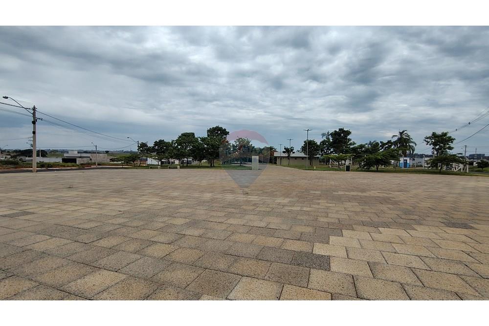 Terreno / Lote / Condomínio  à venda, 208m² — foto 14 de 14