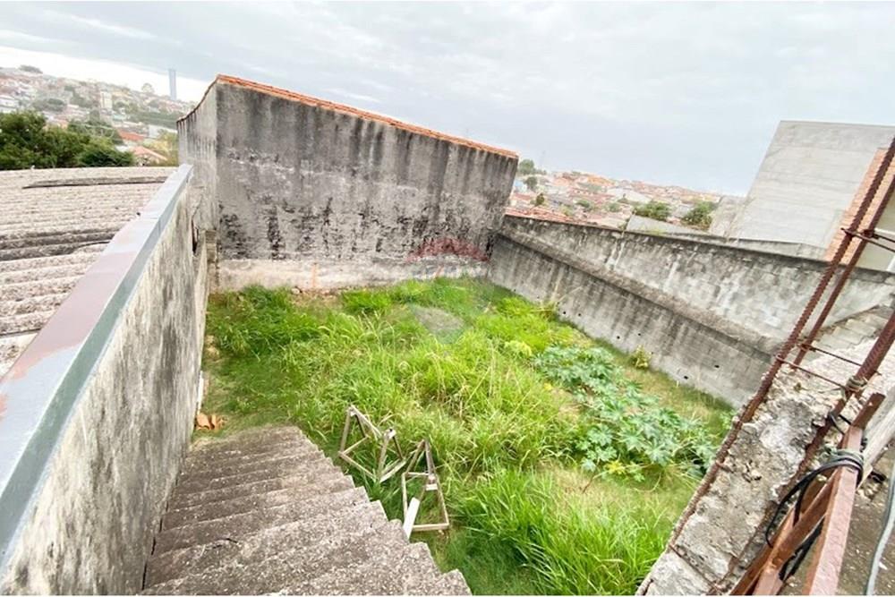 Sobrado - Venda - Mogi das Cruzes , São Paulo - Terreno Fundo.JPG - 631251042-2