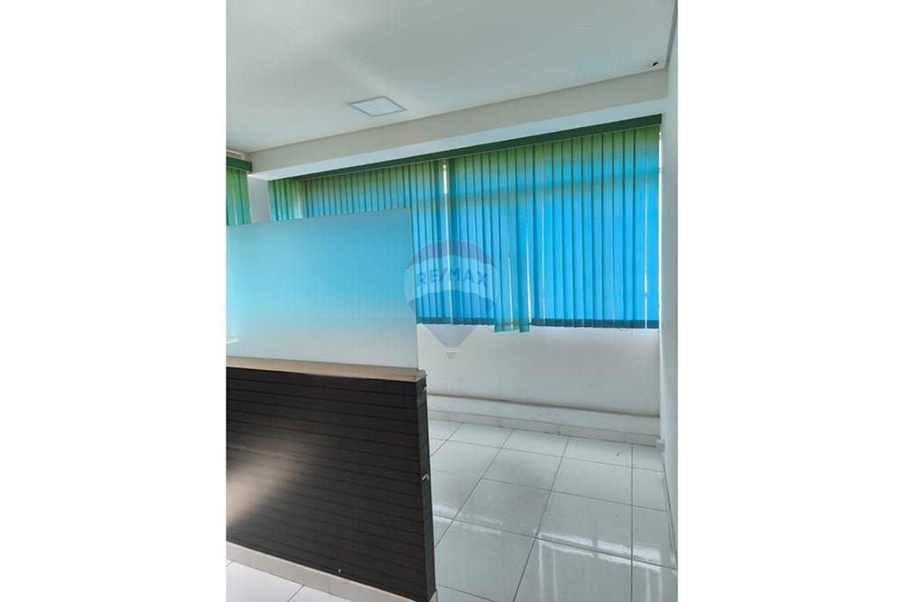 Prédio - Alugar - São Roque , São Paulo - 890cb392-0664-40c6-8df4-0674ff048daa.jpg - 631601023-4