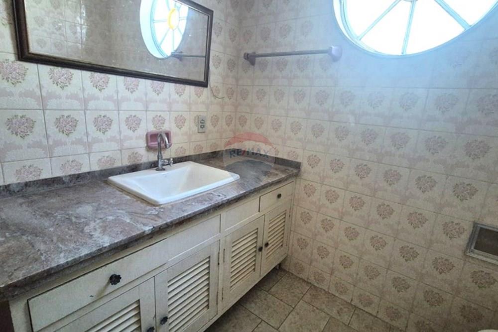 Imóvel Comercial com 3 quartos à venda, 269m² — foto 24 de 32
