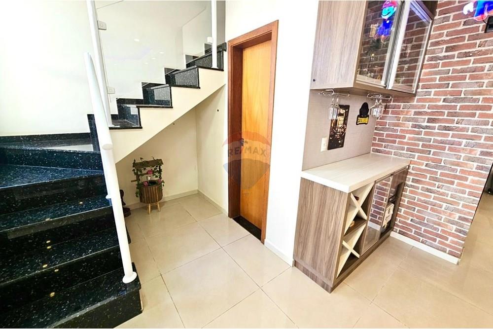 Casa de Condomínio à venda com 3 quartos, 146m² - Foto 3
