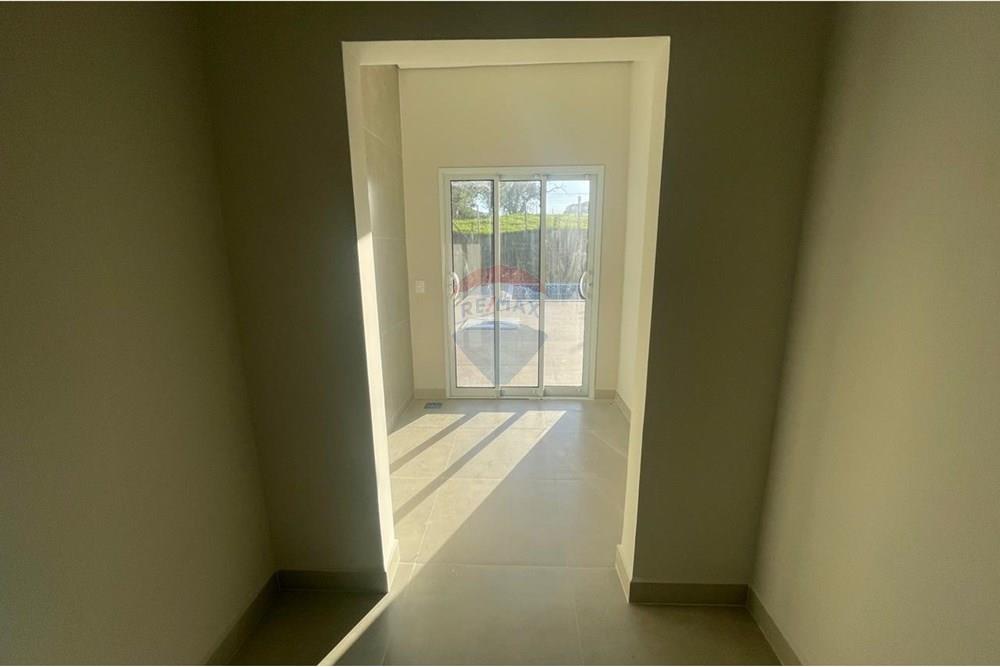 Casa de Condomínio à venda com 3 quartos, 300m² - Foto 8