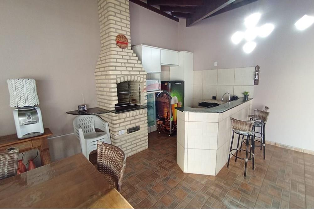 Casa com 2 quartos à venda, 160m² — foto 3 de 19