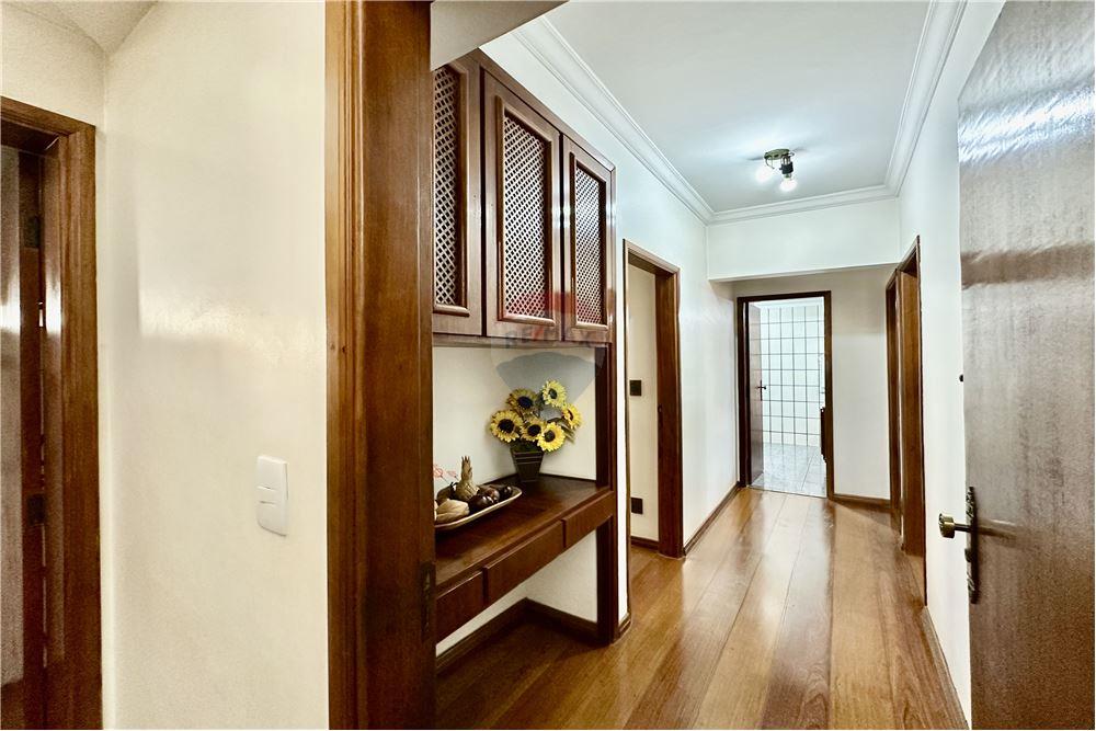 Apartamento com 3 quartos à venda, 134m² — foto 11 de 24
