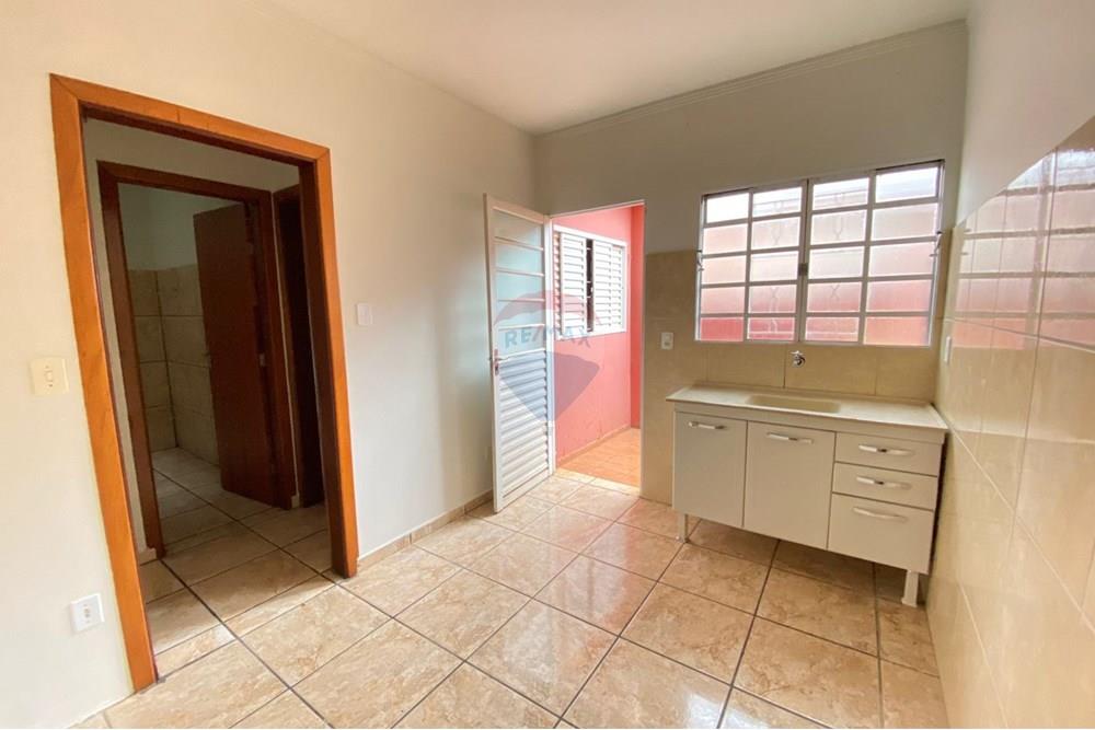 Kitnet - Alugar - Botucatu , São Paulo - WhatsApp Image 2025-10-13 at 11.04.06.jpeg - 630481082-280