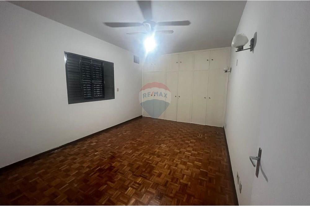 Casa, 4 quartos, 255 m² - Foto 17