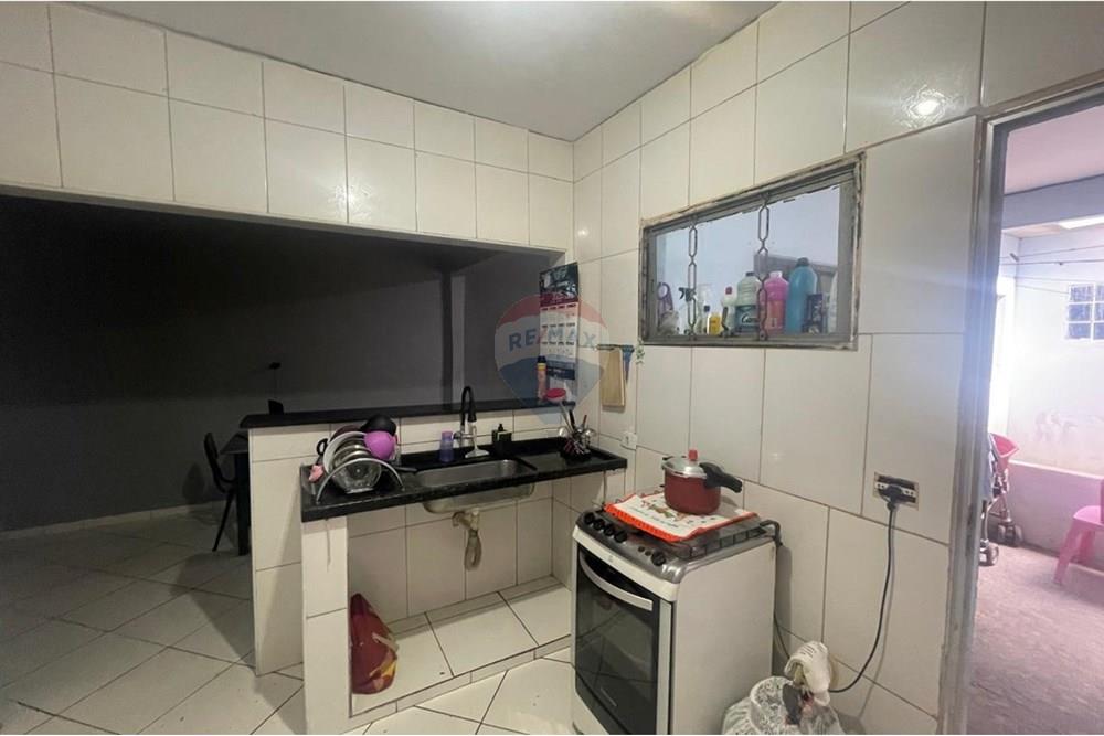 Casa à venda com 3 quartos, 218m² - Foto 34
