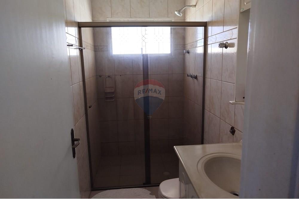 Casa, 4 quartos, 240 m² - Foto 13