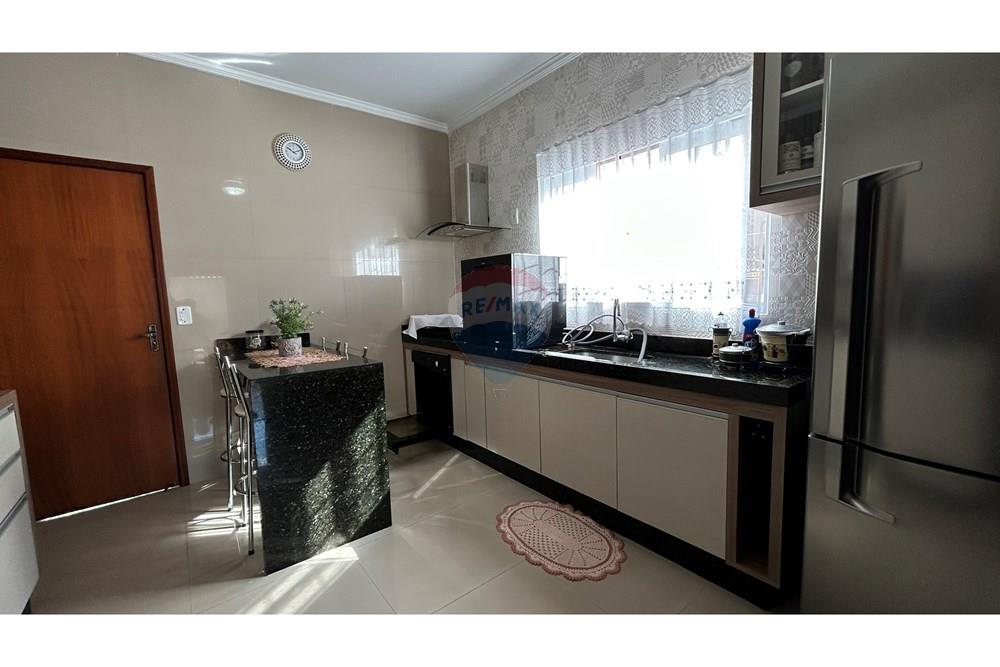 Casa com 2 quartos à venda, 115m² — foto 21 de 42