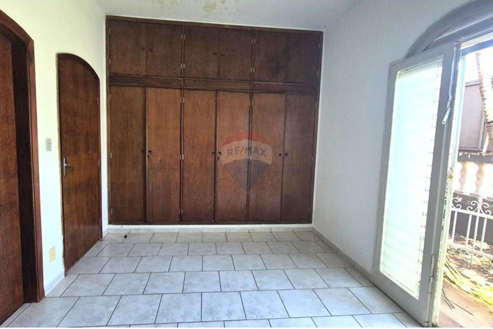 Imóvel Comercial com 3 quartos à venda, 269m² — foto 10 de 32