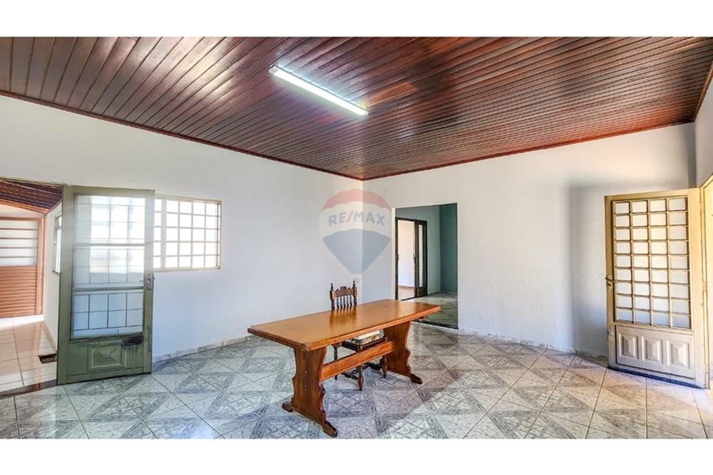 Casa - Venda - Botucatu , São Paulo - WhatsApp Image 2025-09-04 at 16.22.24.jpeg - 630481010-248