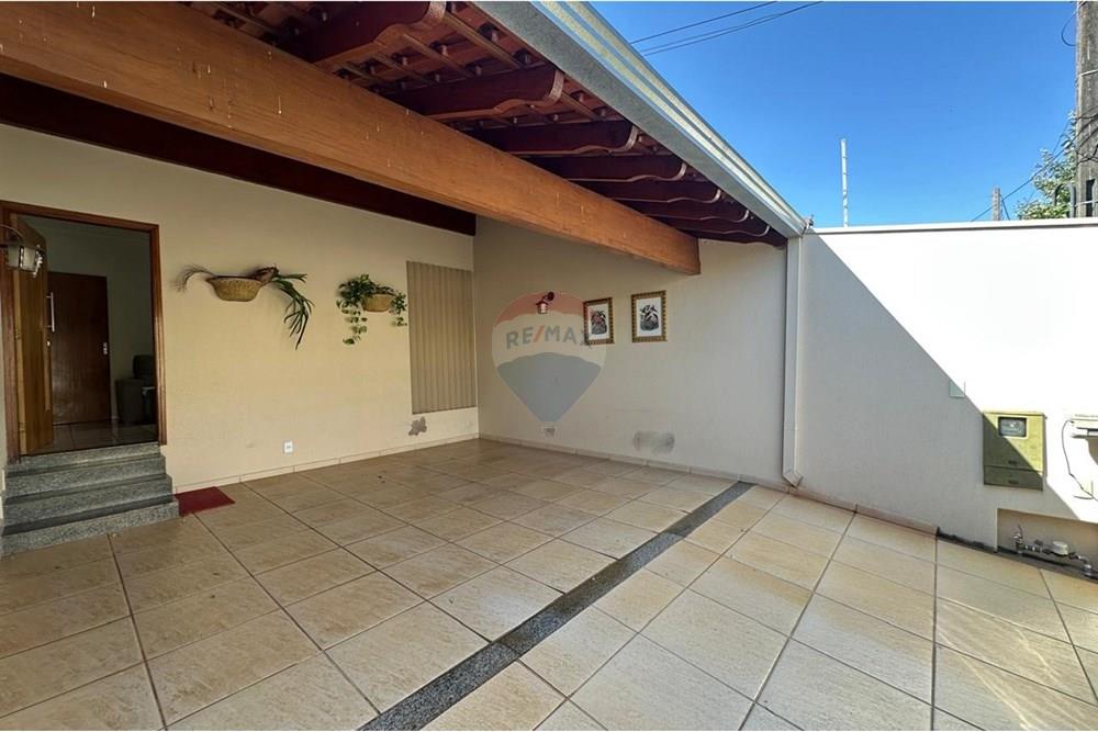 Casa com 3 quartos à venda, 133m² — foto 5 de 31