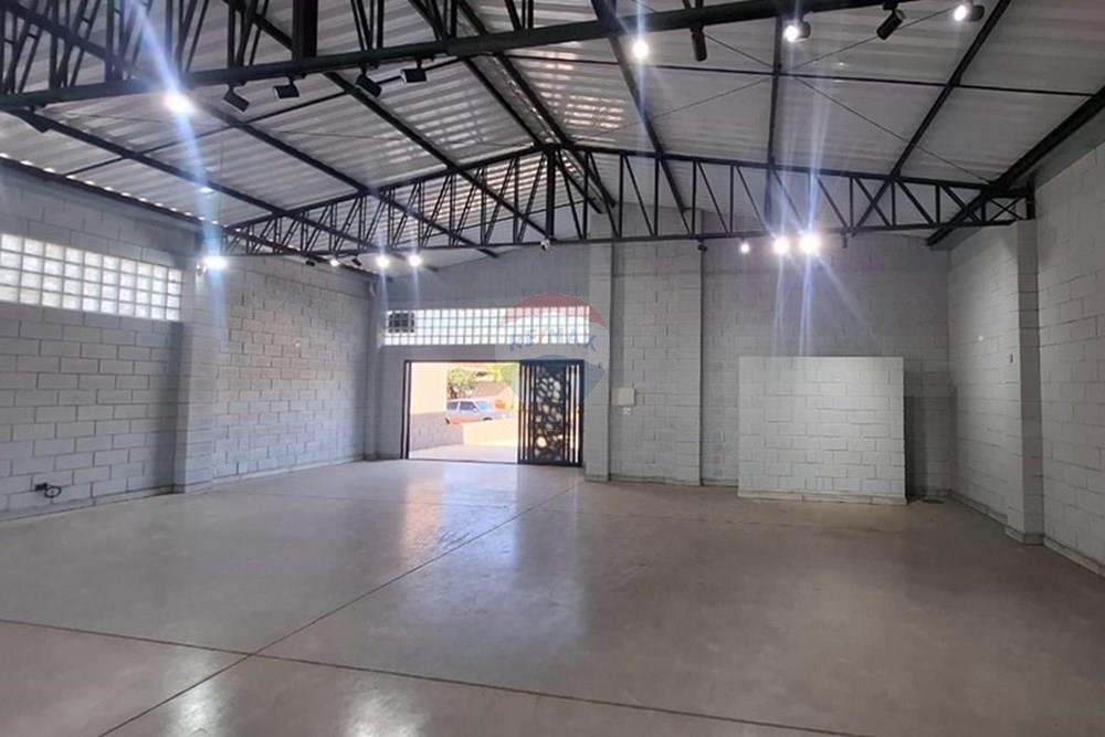 Galpão - Alugar - Botucatu , São Paulo - WhatsApp Image 2025-10-01 at 12.28.20.jpeg - 630481079-128