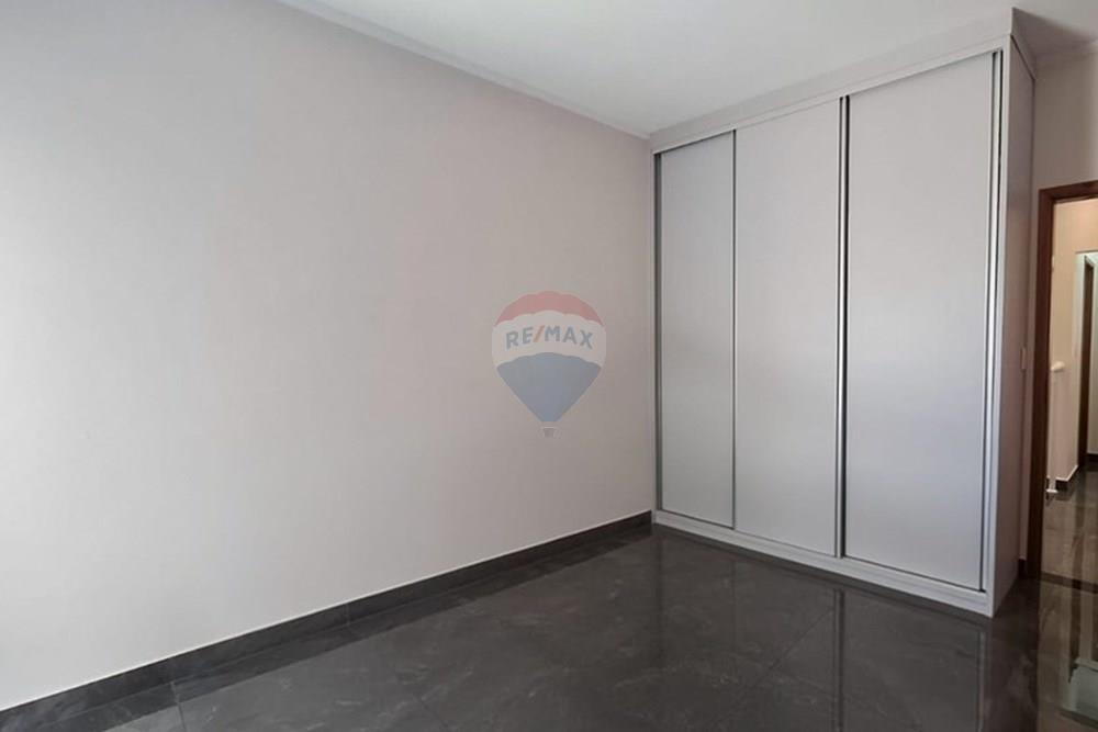 Casa - Alugar - Botucatu , São Paulo - WhatsApp Image 2025-11-03 at 14.01.09.jpeg - 630481079-231