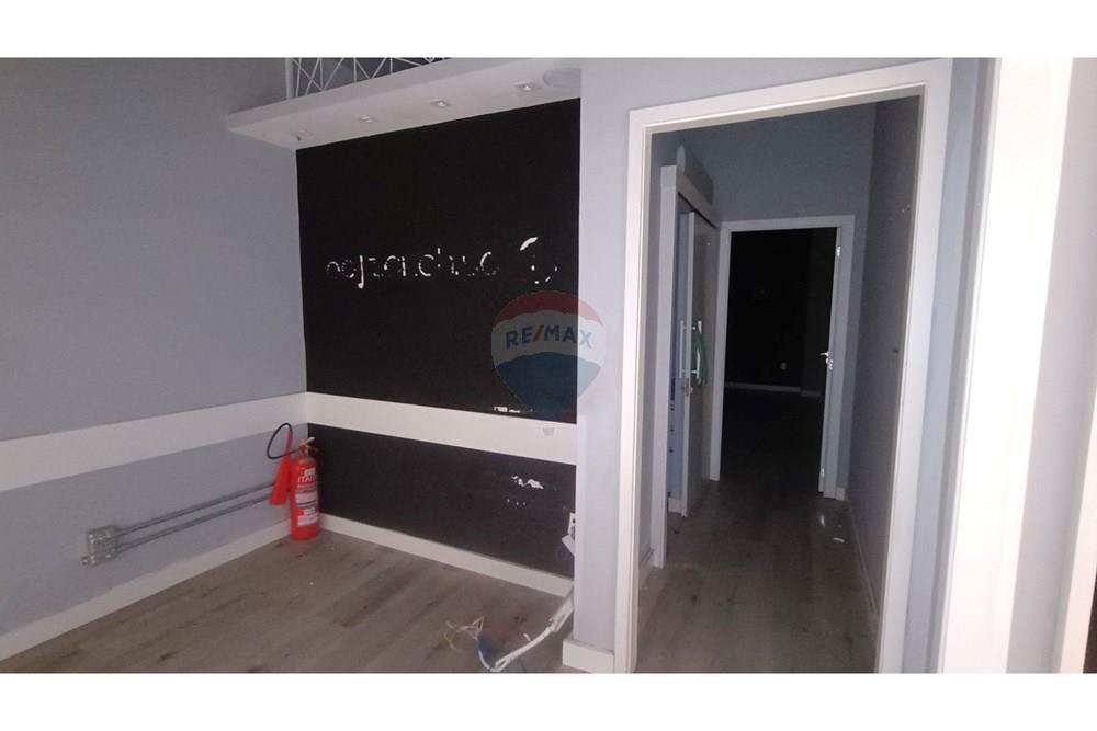 Loja em Shopping - Alugar - Niterói , Rio de Janeiro - f5d6f6c5-08e5-4169-a79c-b1181953a116.jpeg - 631621001-16