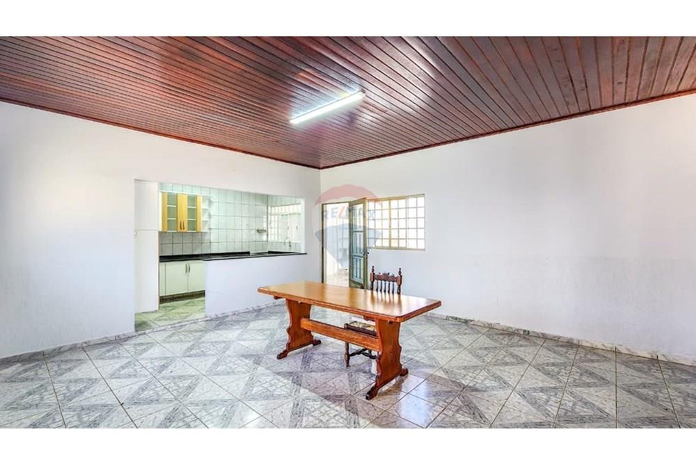 Casa - Venda - Botucatu , São Paulo - WhatsApp Image 2025-09-04 at 16.22.12 (1).jpeg - 630481010-248