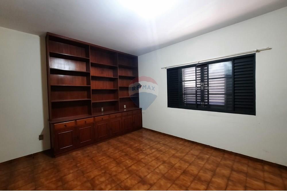 Sobrado - Venda - Botucatu , São Paulo - Imagem do WhatsApp de 2024-09-02 à(s) 15.01.37_2f014d52.jpg - 630111006-914