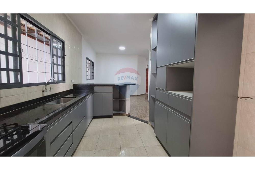 Casa - Alugar - Botucatu , São Paulo - WhatsApp Image 2025-09-02 at 15.32.19.jpeg - 630481079-190