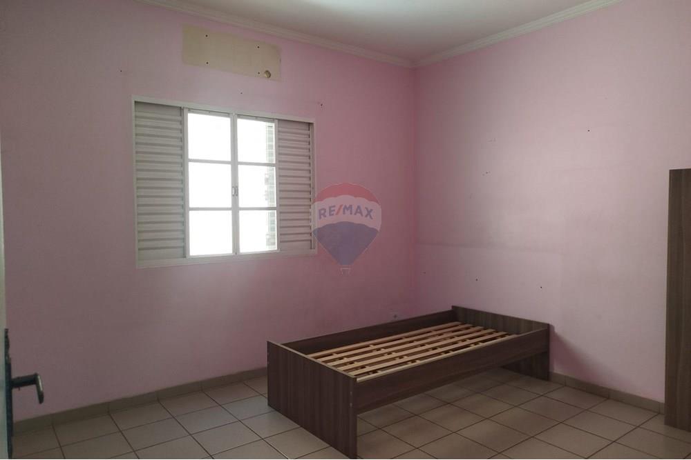 Casa, 4 quartos, 240 m² - Foto 16