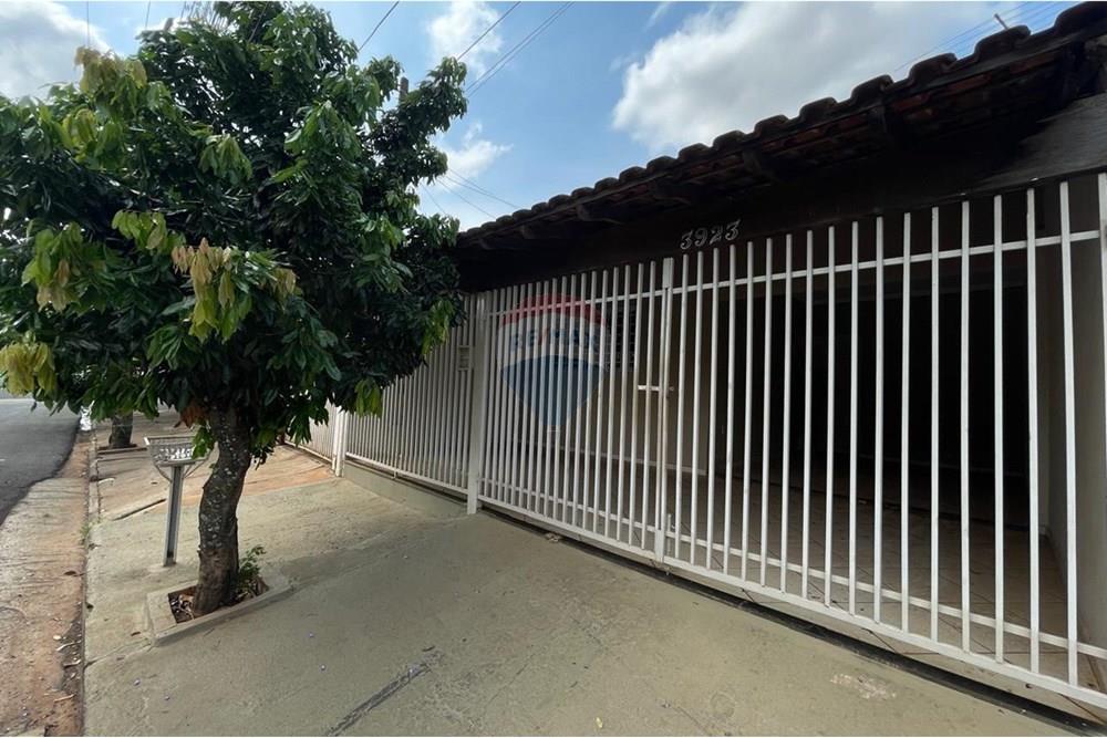 Casa com 2 quartos à venda, 160m² — foto 3 de 34