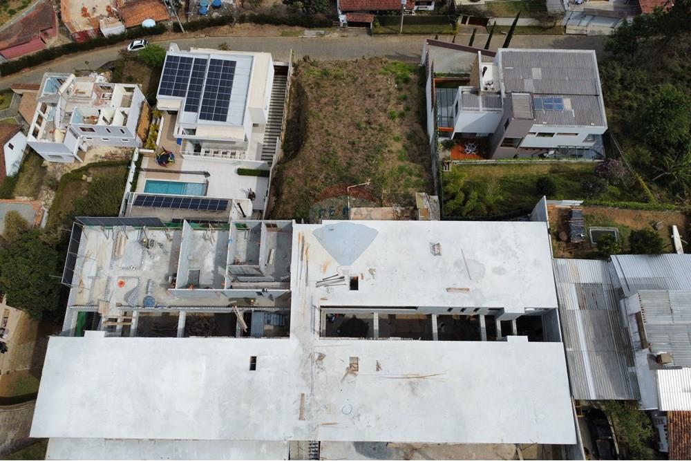 Apartamento - Venda - Nova Friburgo , Rio de Janeiro - dji_fly_20250821_103528_761_1755784852028_photo_optimized.jpg - 630551023-228