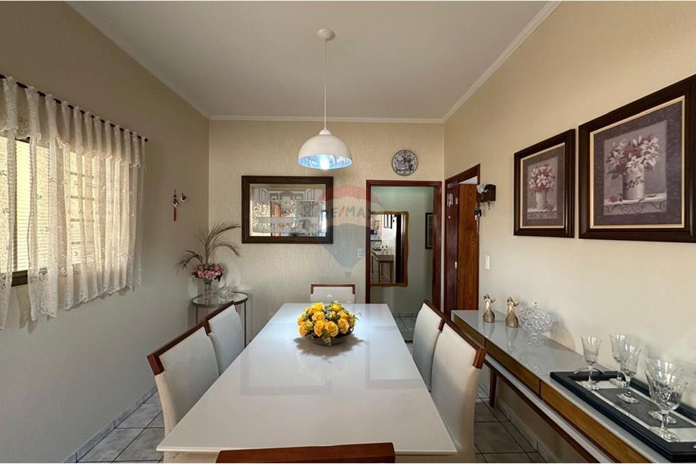 Casa com 3 quartos à venda, 133m² — foto 19 de 31