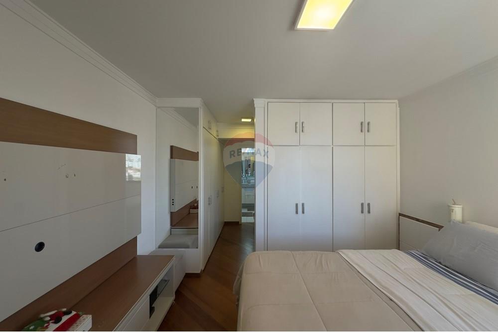 Apartamento com 3 quartos à venda, 193m² — foto 14 de 31