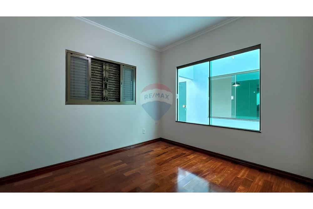 Casa - Venda - Botucatu , São Paulo - 37.jpg - 630481093-57