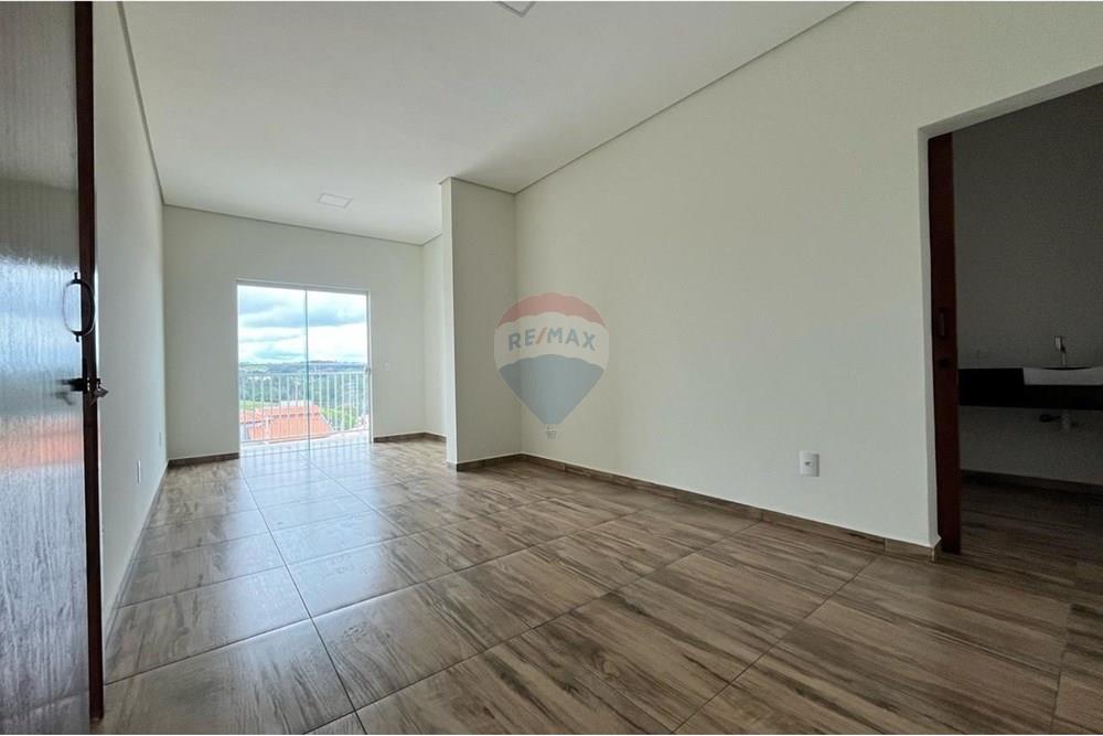 Sobrado - Venda - Botucatu , São Paulo - WhatsApp Image 2025-06-12 at 13.34.40.jpeg - 630111094-3